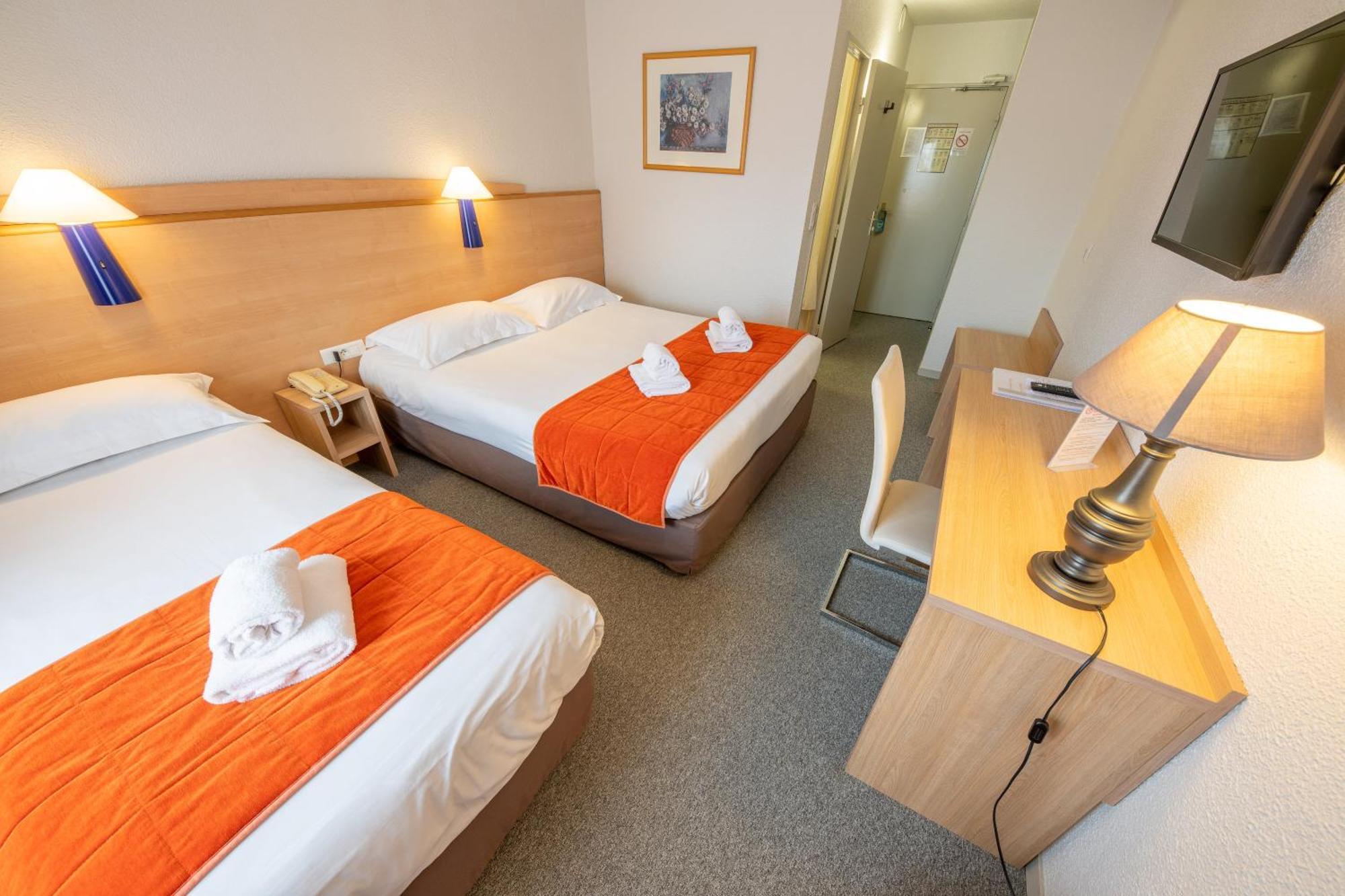 Hotel Saint Laurent Nogent-sur-Seine Pokoj fotografie
